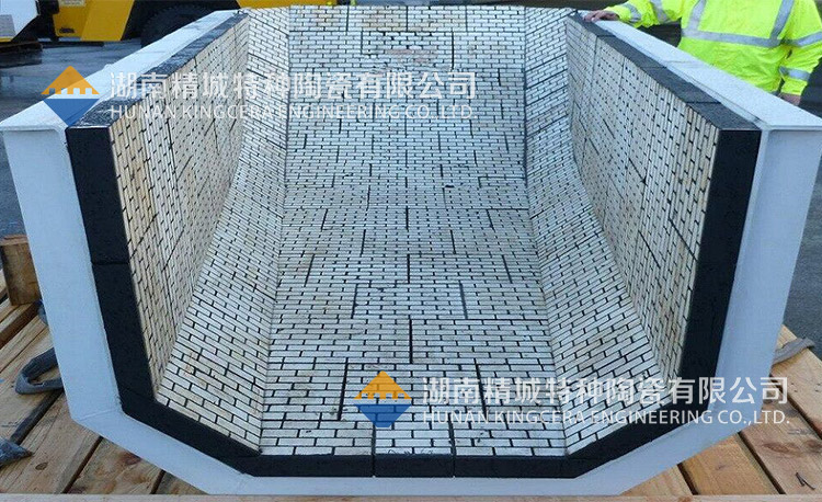 人生就是博官网耐磨陶瓷内衬设备