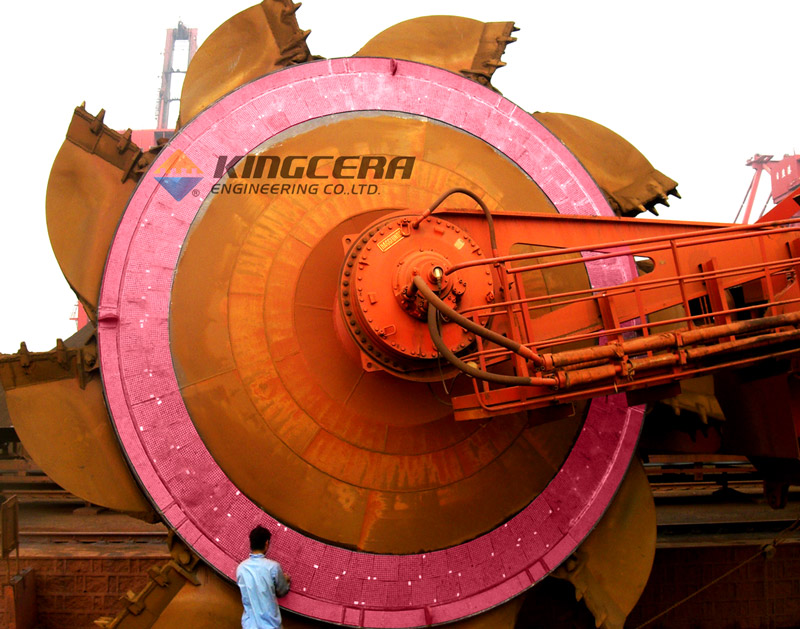 人生就是博官网耐磨陶瓷利用于斗轮机圆盘